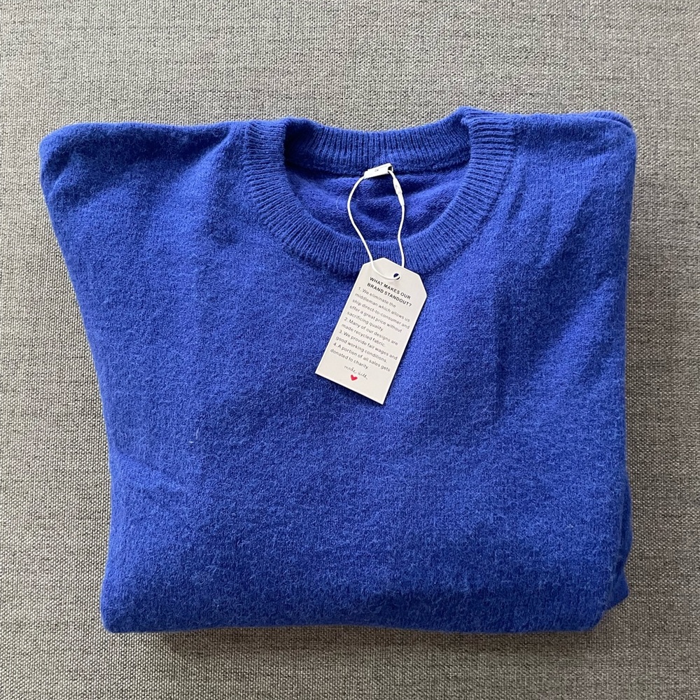 NWT Sweater lightweight but cozy